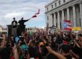 Manifestantes piden la renuncia del gobernador de Puerto Rico