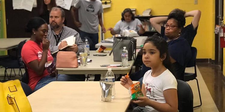 Leer antes del 3er Grado: Un compromiso de la escuela y la comunidad