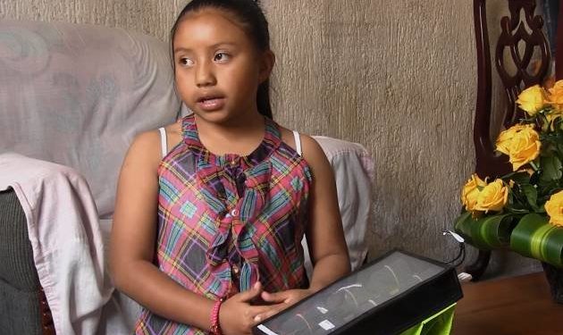 Niña mexicana de 8 años gana el Premio de Ciencias Nucleares con un invento revolucionario