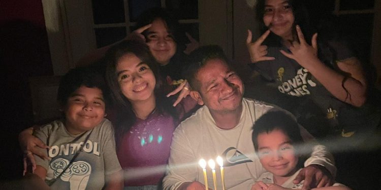 Padre hispano lucha por su vida mientras su familia busca respuestas